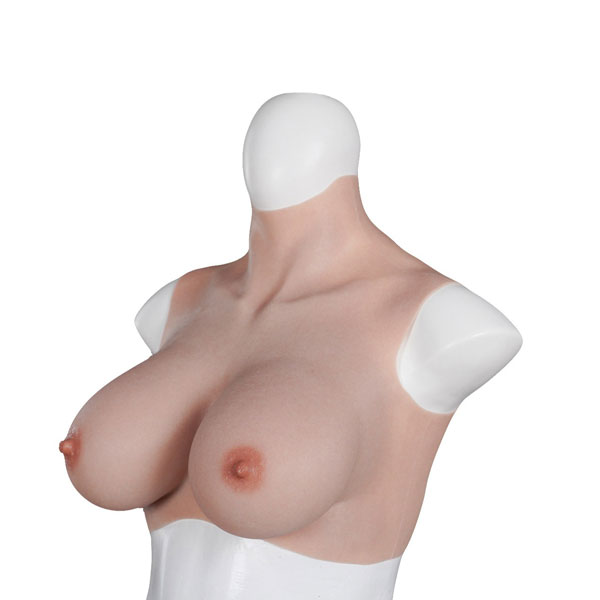 realistiske brystformer i large